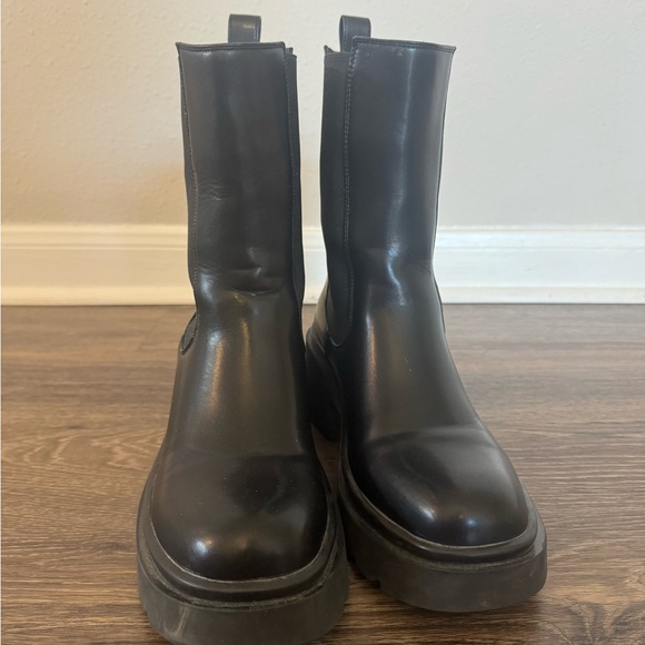 Black Chunky Chelsea Boots - Picture 3 of 6